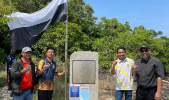 Program Gotong Royong Tioman Bersih & Indah yang berlangsung di Kampung Tekek, Pulau Tioman oleh ADUN Tioman, YB Dato’ Sri Johari Hussain dan Pengurus Besar Lembaga Tioman bersama Pensyarah FTKA, UMPSA Prof. Madya Dr. Abdul Syukor pada 20 Julai 2025